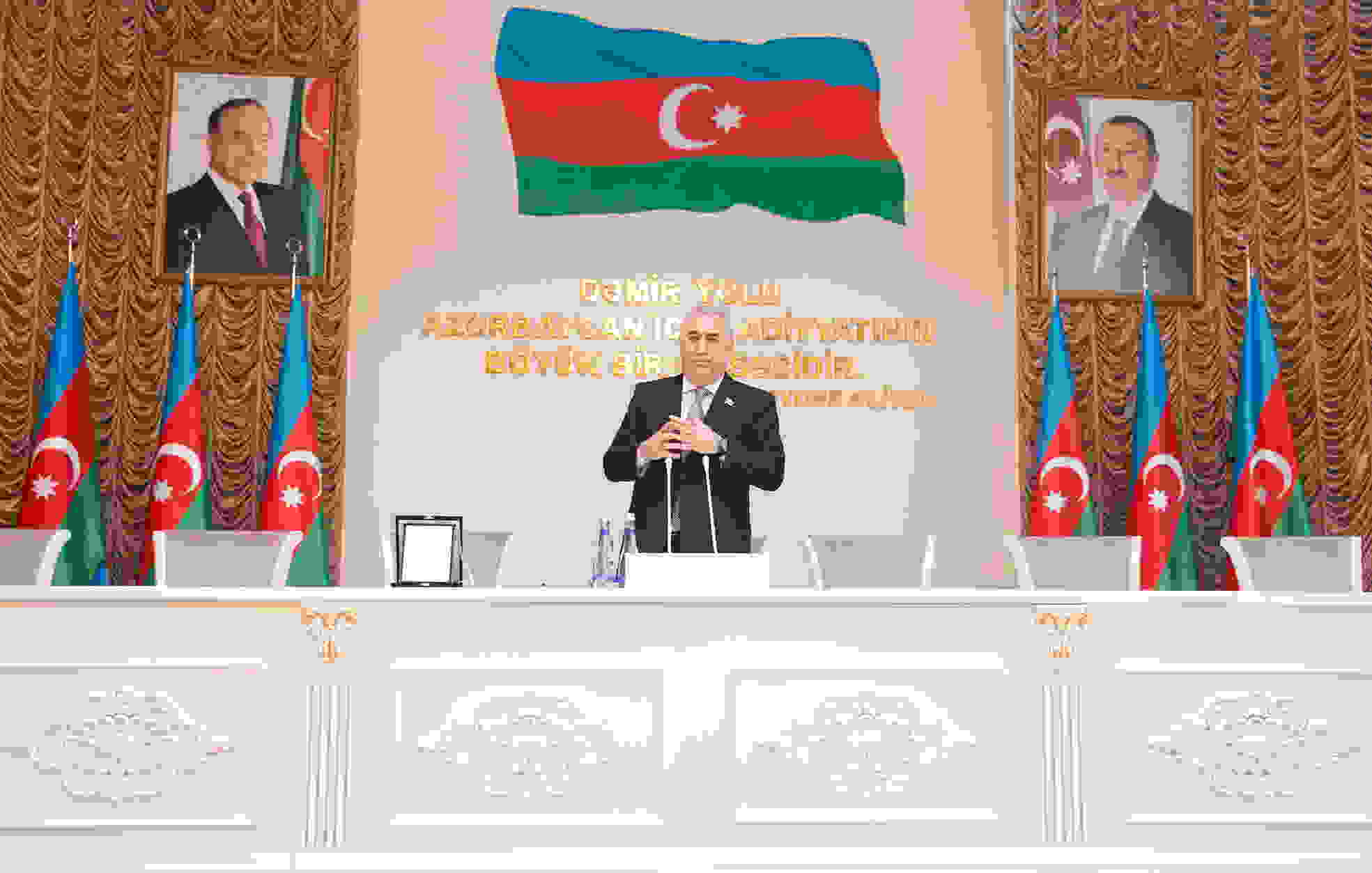 Azərbaycan Dəmir Yolları QSC-də gənclərlə görüş keçirilib - FOTOLAR